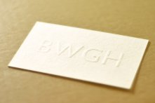 Gaufrage en grande série sur papier texturé