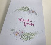 Encoches pour cartes de visite ou coupon réponse au dos du fourreau incluses