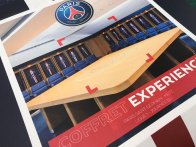 Prototype de packaging de de coffret pour le PSG avec impression UV à plat + découpe "CutContour" sur papier Sirio White 700g