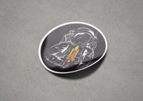 Sticker rond à l'unité + pelliculage brillant avec refente au dos : formats imposés