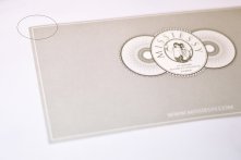 encadrement trop proche, il est trop délicat à la coupe d'avoir un espacement parfait.