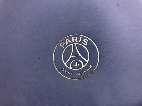 dorure à chaud sur couverture